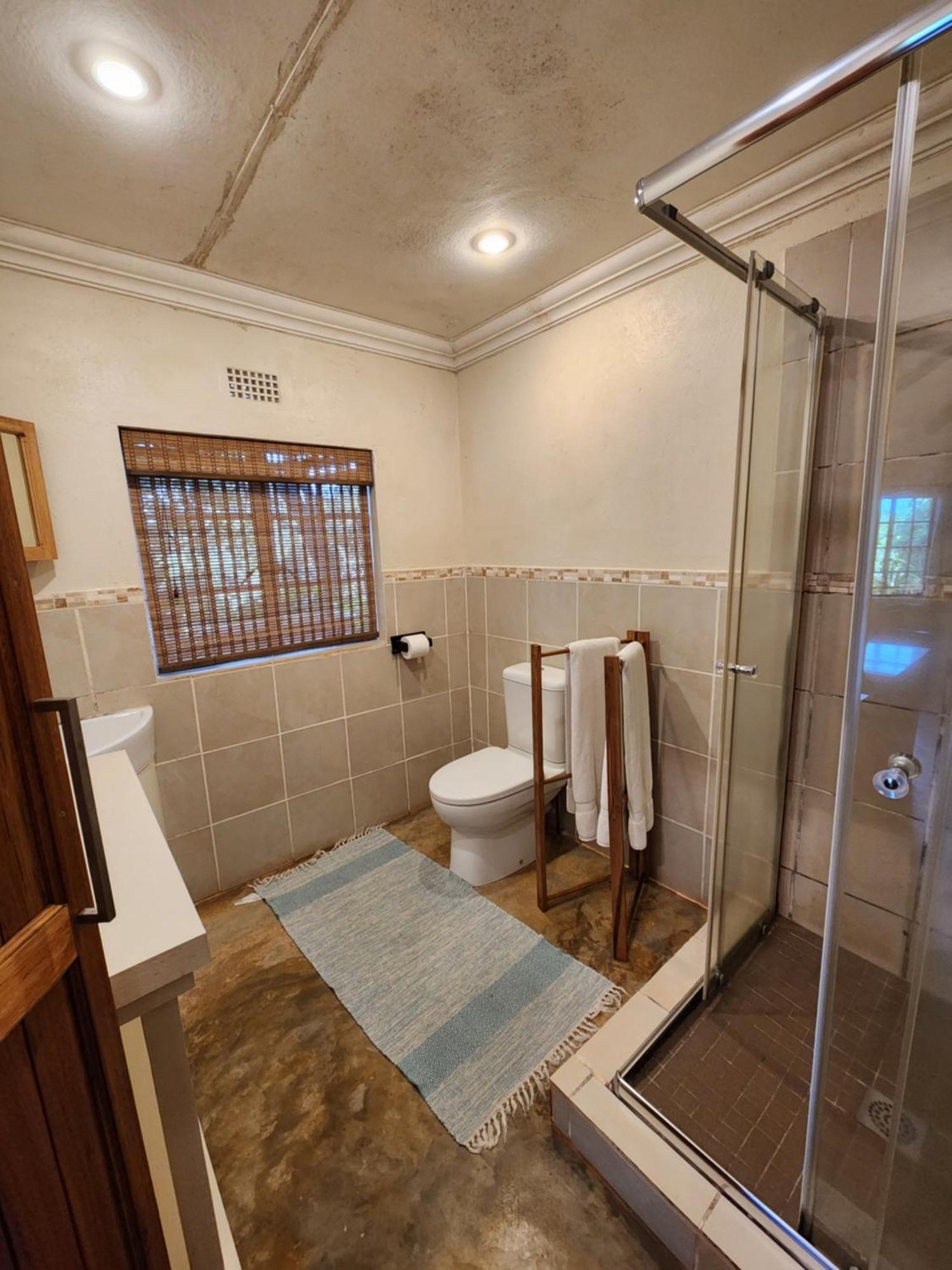Softwaters Guesthouse Cottages Louis Trichardt Exteriör bild