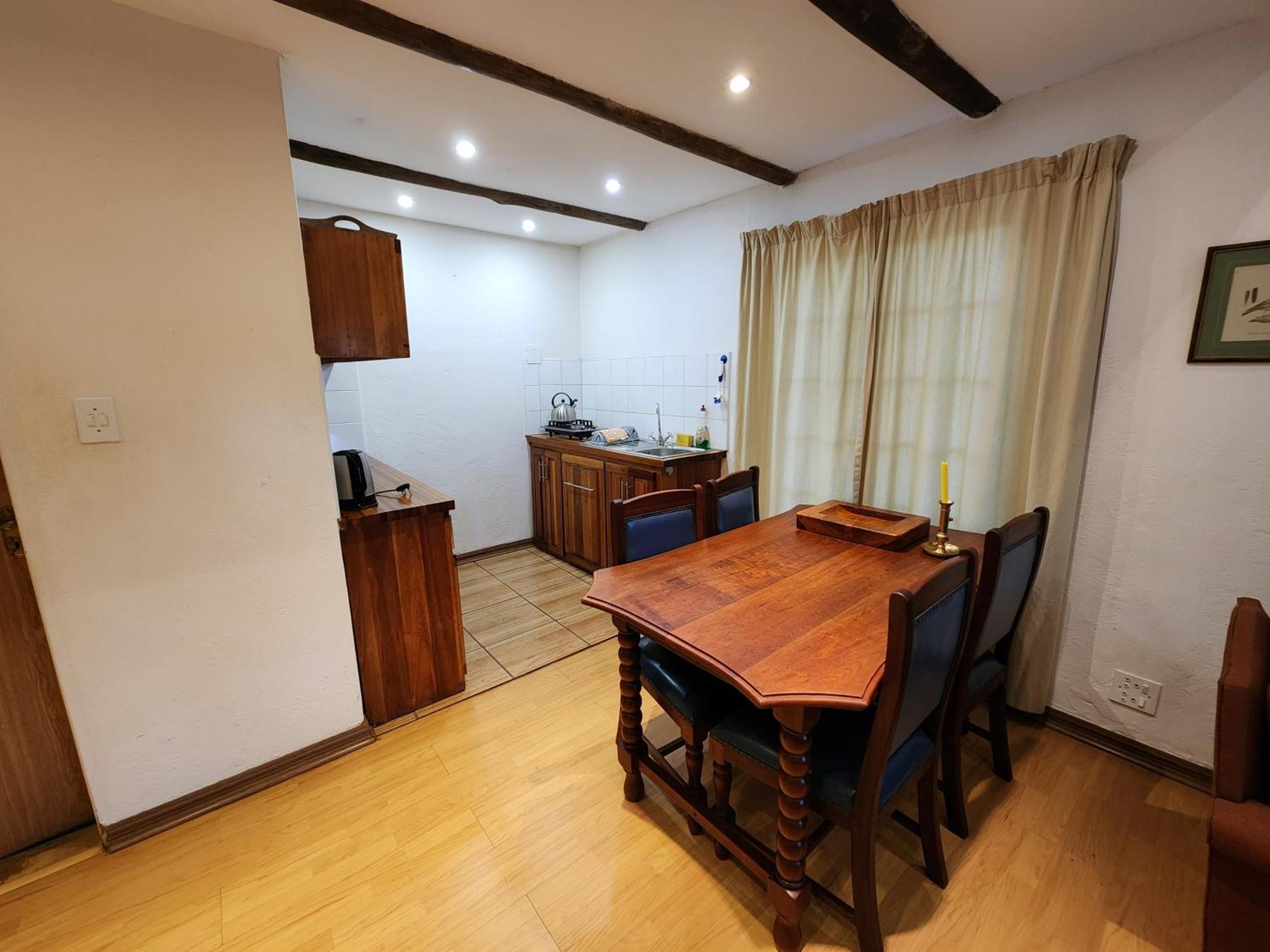 Softwaters Guesthouse Cottages Louis Trichardt Exteriör bild
