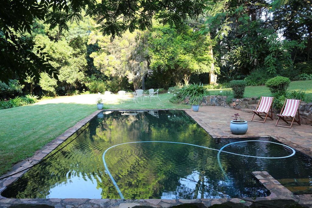 Softwaters Guesthouse Cottages Louis Trichardt Exteriör bild