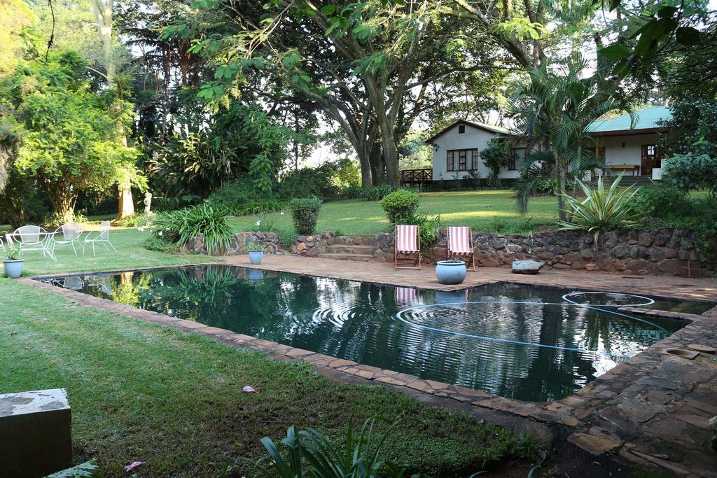 Softwaters Guesthouse Cottages Louis Trichardt Exteriör bild